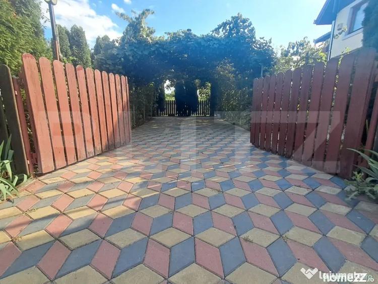 Casă cu 3 camere cu Teren 1050 Mp în Dumbrăvioara