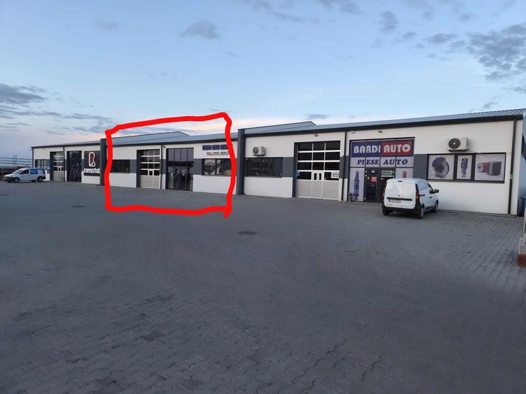 Spațiu comercial, de 400 mp, în Central