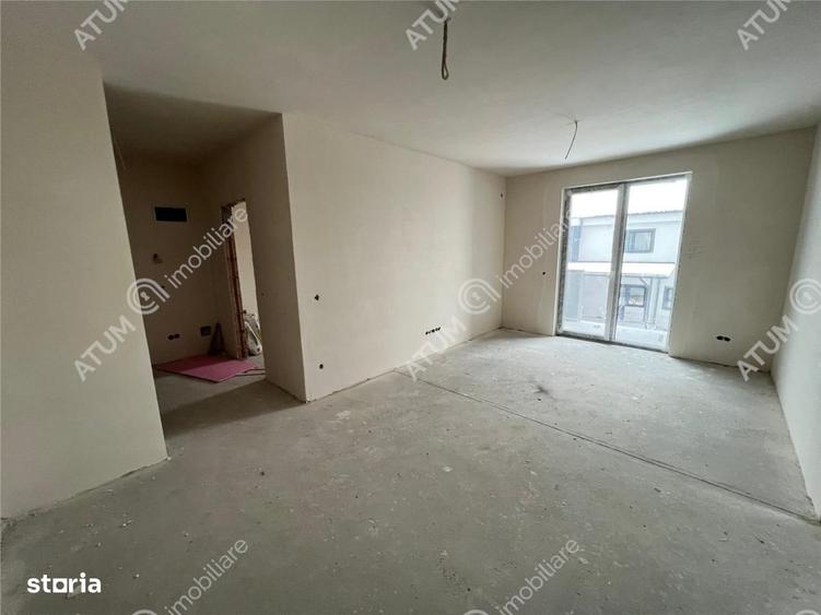Apartament cu 2 camere decomandat în Tălmaciu