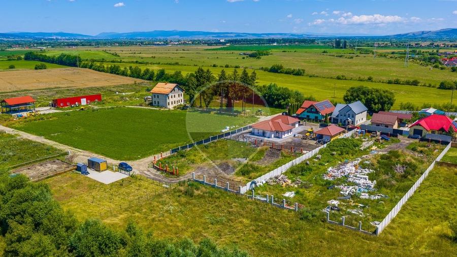 Teren Construcții intravilan de 1376 mp, în Prejmer