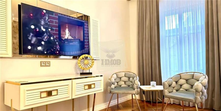 Apartament cu 3 camere decomandat în Aeroport