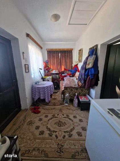 Casă cu 3 camere cu Teren 458 Mp în Central