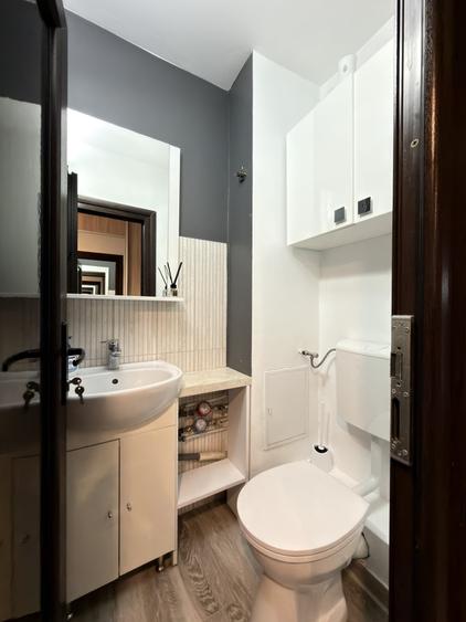 Apartament 3 camere, 2 bai, decomandat, 65 mp utili - Calea Girocului - 11