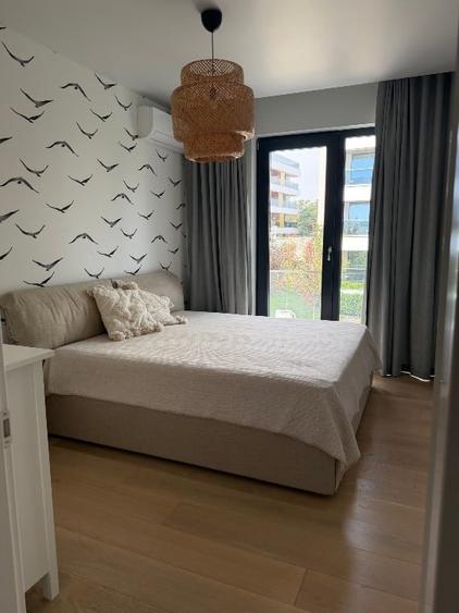 Duplex cu 4 camere cu Canalizare în Central