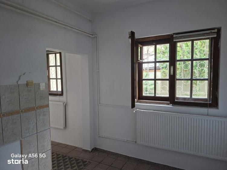 Casă cu 4 camere cu Teren 480 Mp în Chitila