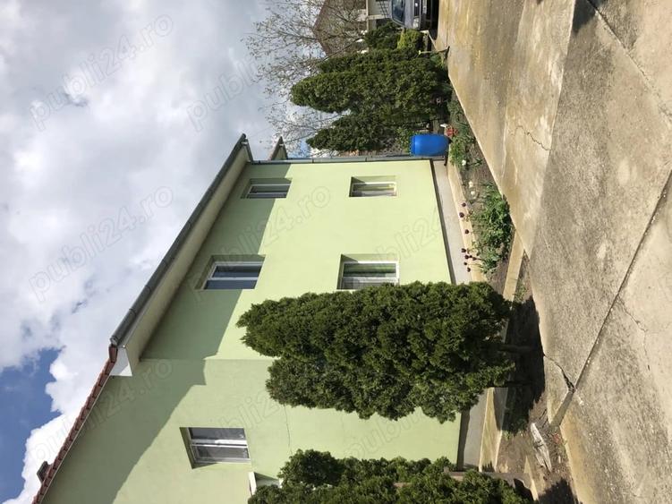 Casă cu 4 camere cu Teren 2000 Mp în Pădureni (Jebel)
