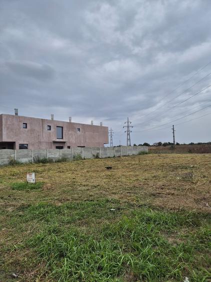 Teren Construcții intravilan de 700 mp, în Central