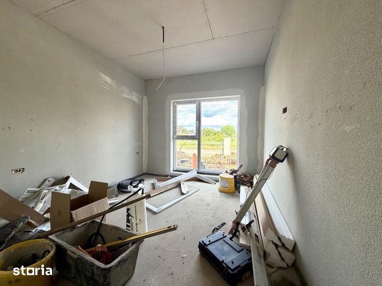 Casă cu 4 camere cu Teren 315 Mp în Ghiroda