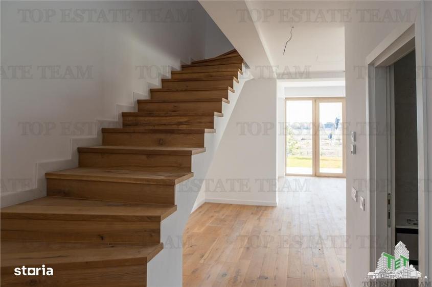 Casă cu 4 camere în Ostratu