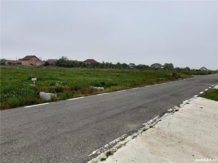 Teren de 1200 mp, în Frumușeni