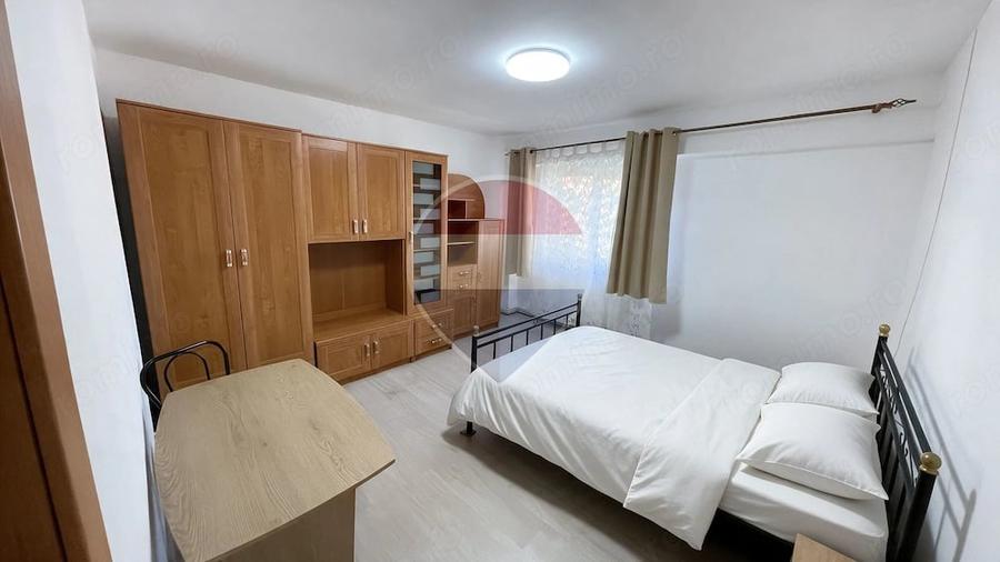Garsonieră decomandată în Central