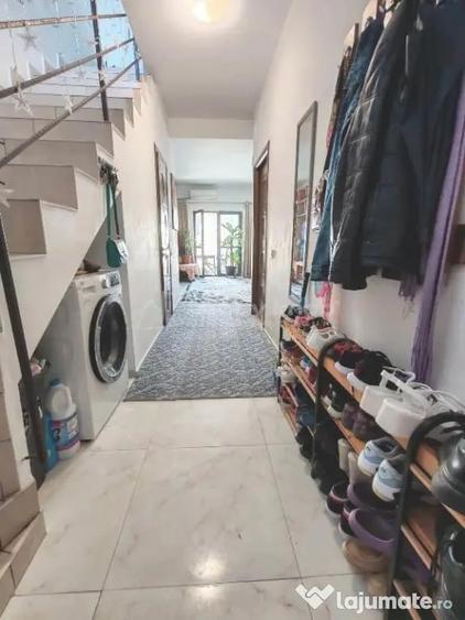 Casă cu 4 camere cu Teren 200 Mp în Prelungirea Ghencea
