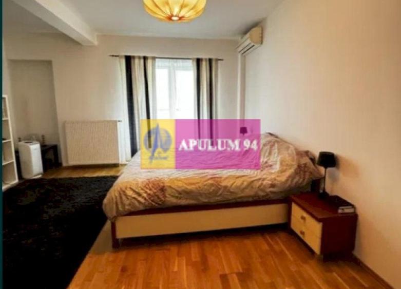 Apartament cu 3 camere decomandat în Baba Novac