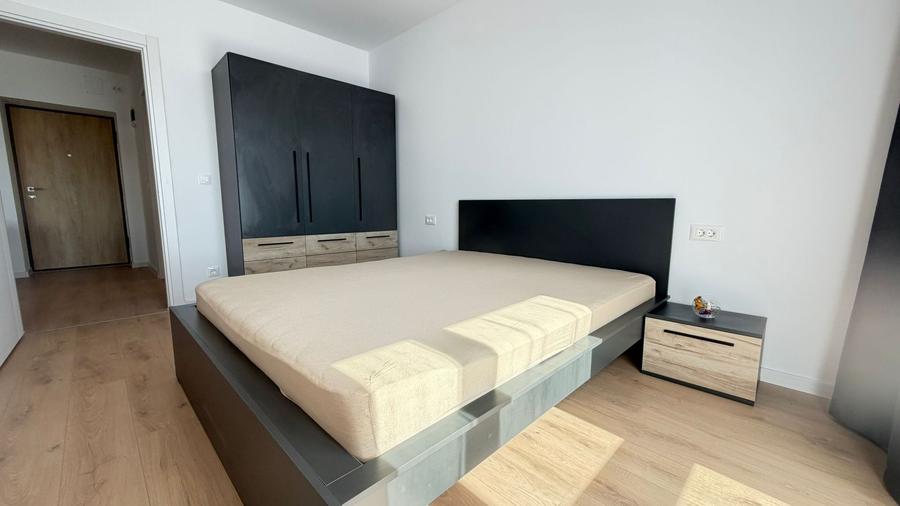 Apartament cu 2 camere decomandat, mobilat în Titan