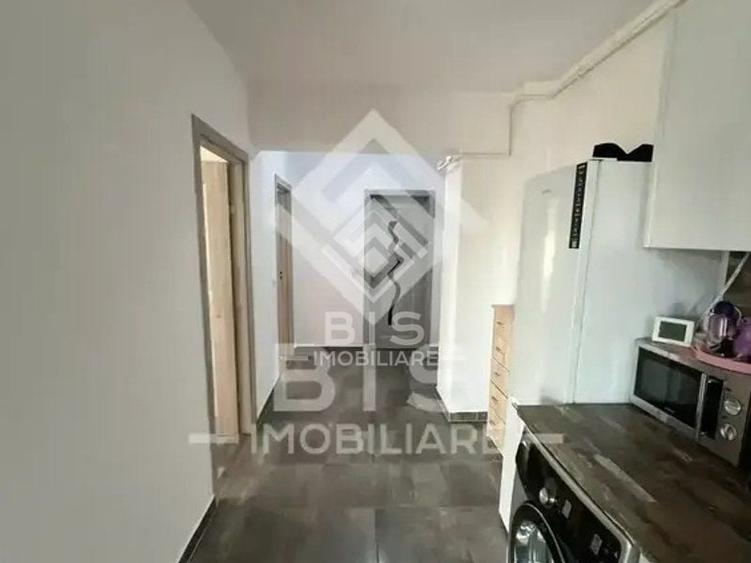 Apartament cu 3 camere decomandat în Sud