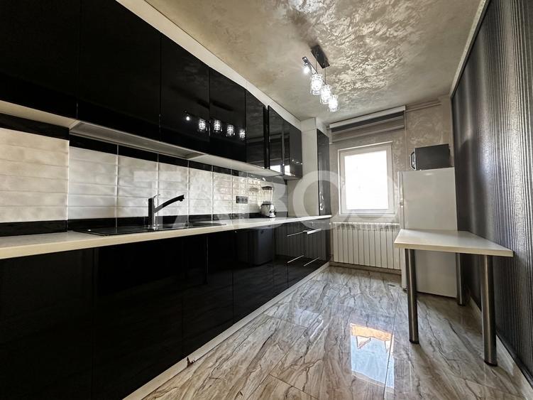 Apartament cu 4 camere decomandat, mobilat în Ștrand