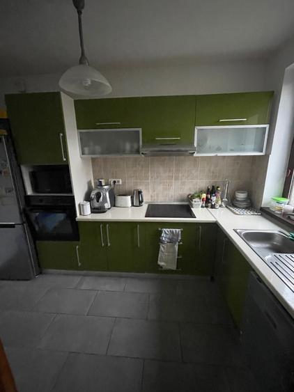 Casă cu 4 camere în Central