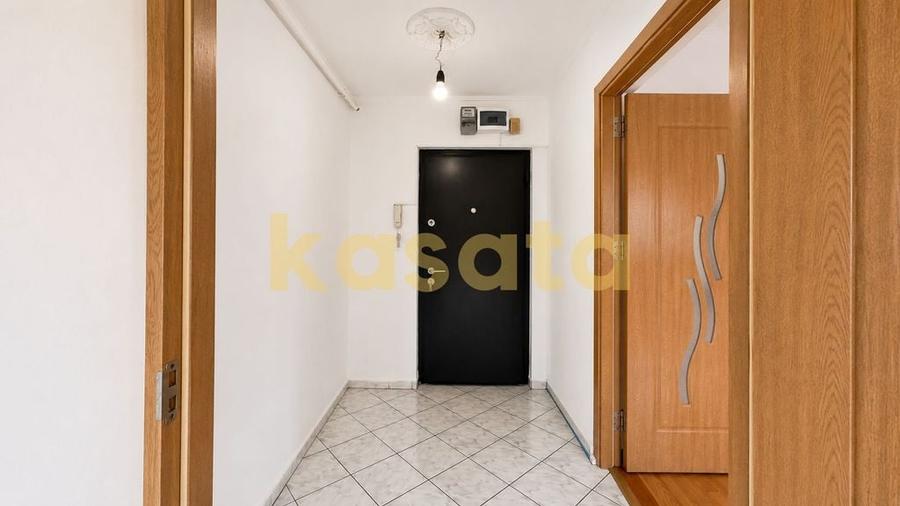 Apartament cu 2 camere semidecomandat în Pantelimon