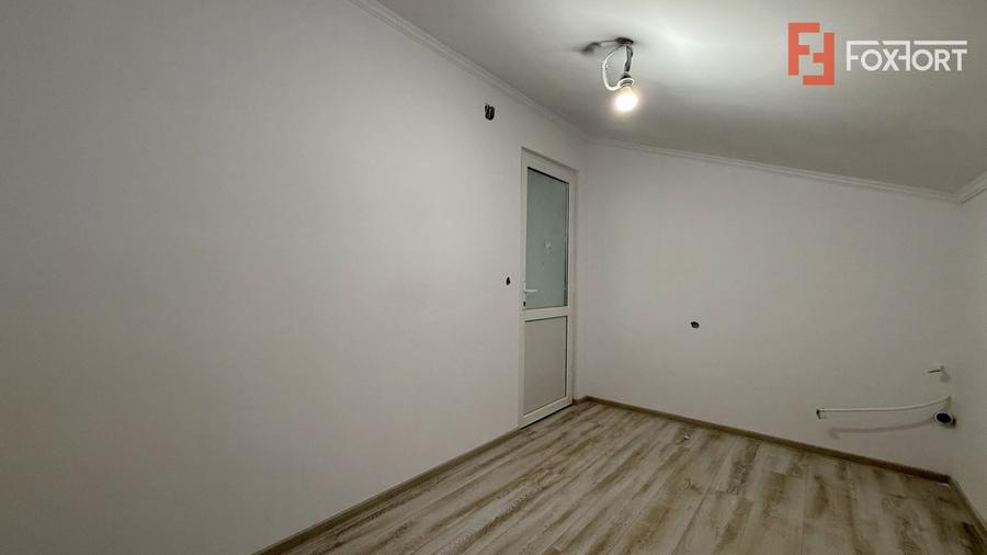 Duplex cu 4 camere cu Canalizare în Sânandrei