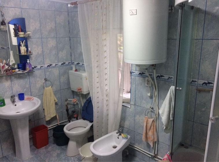 Casă cu 4 camere în Jariștea