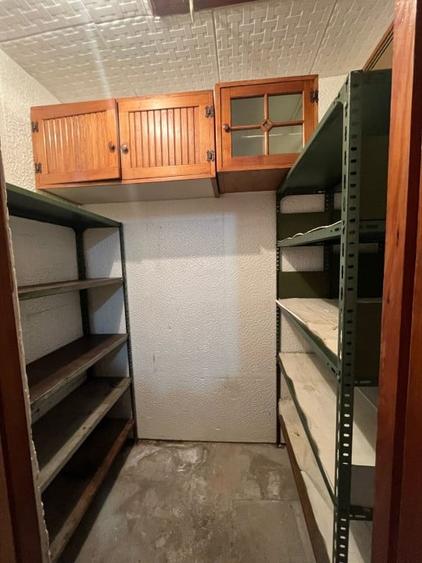 Casă individuală cu 2 camere cu Canalizare în Central