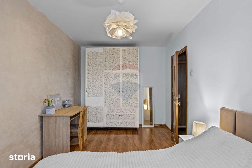 Apartament cu 2 camere, mobilat în Pârneava