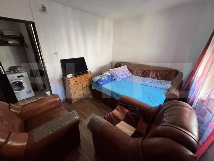 Apartament 2 camere de vanzare, 50 mp, zona Rogerius - 2