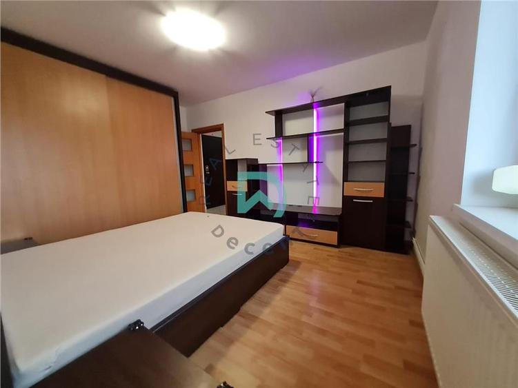 Apartament cu 2 camere decomandat, mobilat în Triaj