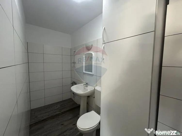 Spațiu comercial, de 45 mp, în Central