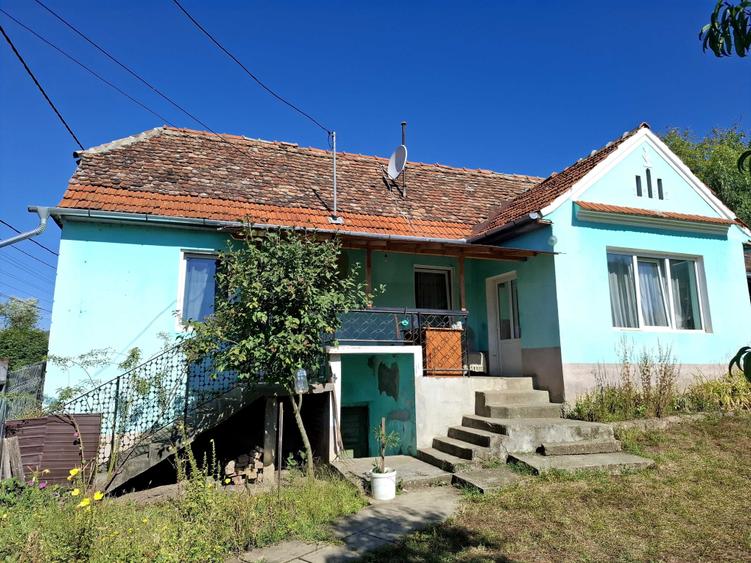 Casă cu 2 camere în Buzd