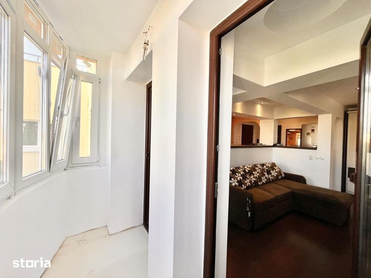 Apartament cu 3 camere în Centrul Civic