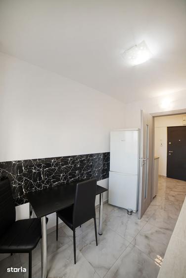 Apartament cu 2 camere semidecomandat în Vatra Luminoasă