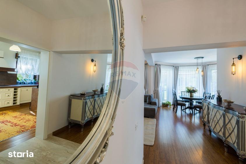 Casă cu 4 camere decomandat cu Teren 500 Mp în Dârste