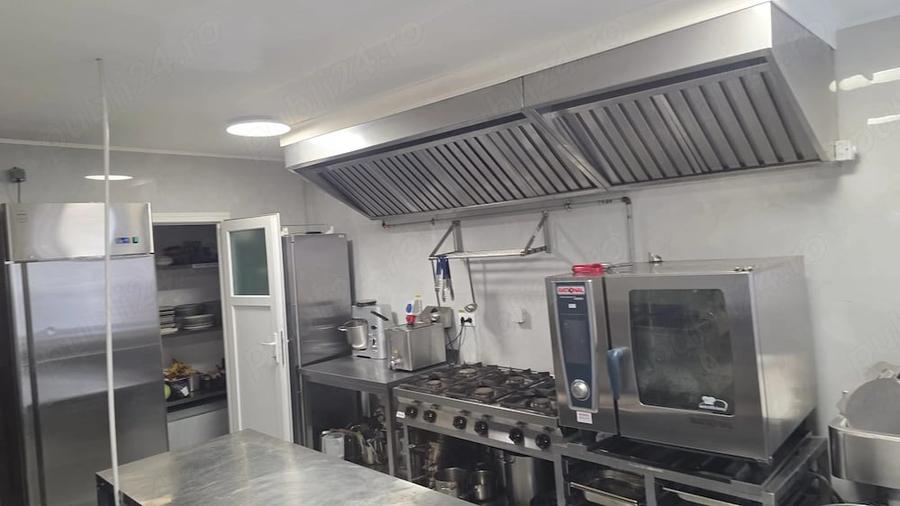 Casă cu 6 camere cu Teren 248 Mp în Central