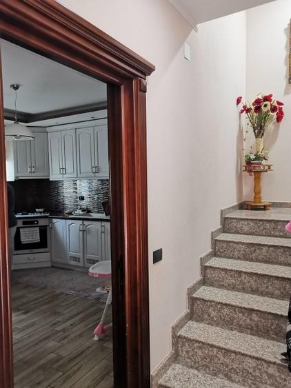 Duplex cu 8 camere cu Teren 1000 Mp în Ultracentral