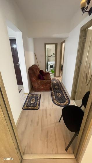 Apartament cu 2 camere decomandat în Piața Nouă