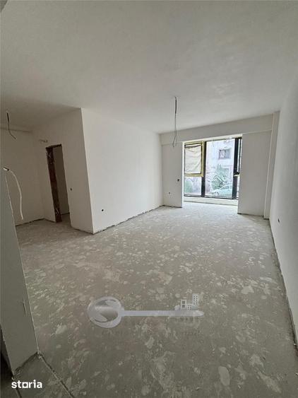 Garsonieră decomandată în Valea Lupului