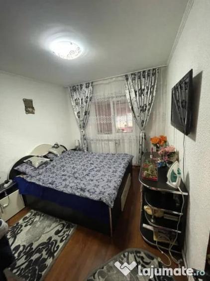Apartament cu 3 camere decomandat în Burdujeni