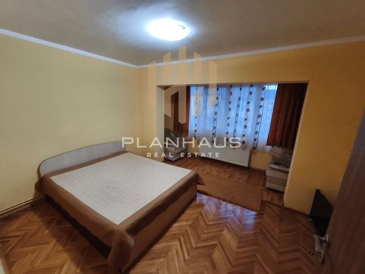 Apartament cu 4 camere decomandat, mobilat în Gării