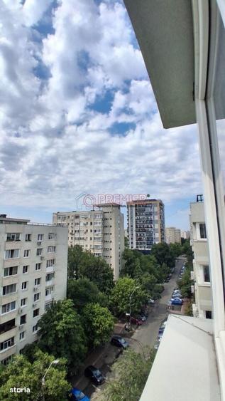 Apartament cu 3 camere decomandat în Dristor