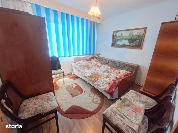 Apartament cu 3 camere în Mioriței