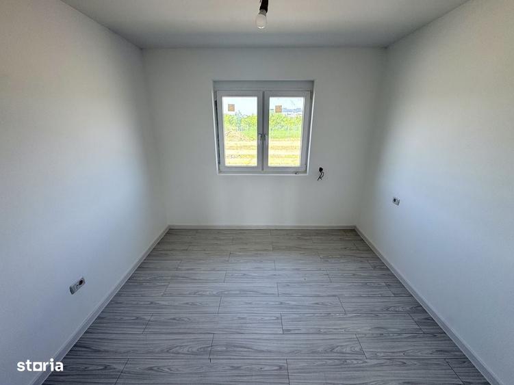 Casă cu 4 camere în Lunca Cetățuii