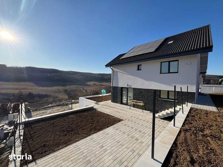 Casă cu 4 camere cu Teren 500 Mp în Baciu
