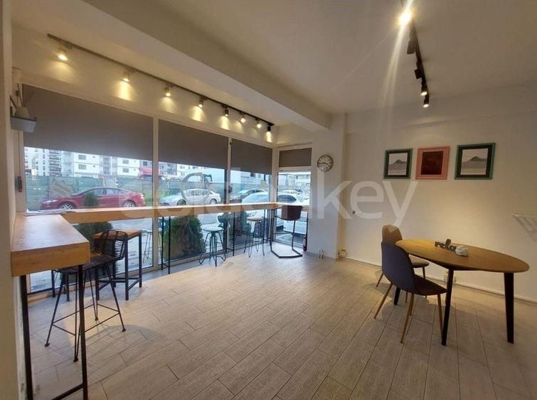 Spațiu comercial, de 58.369998931885 mp, în Nord