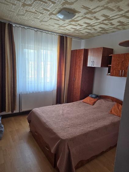 Apartament de vanzare - 4