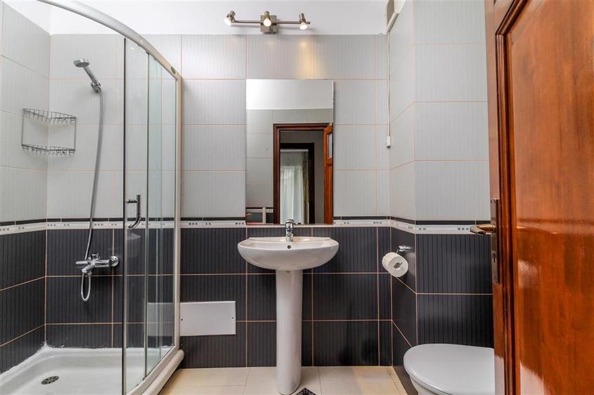 Apartament cu 2 camere decomandat, mobilat în Andrei Mureșanu