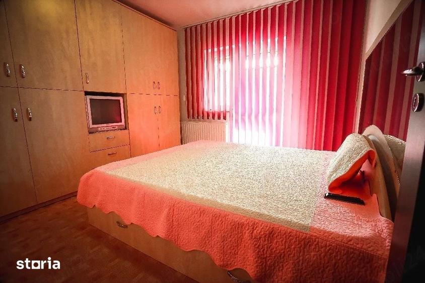 Apartament cu 2 camere decomandat în Mircea cel Bătrân