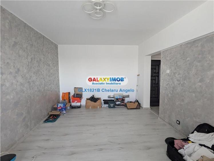 Apartament cu 3 camere decomandat în Rahova