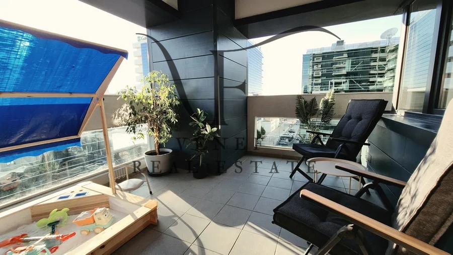 Apartament cu 3 camere decomandat în Aviației
