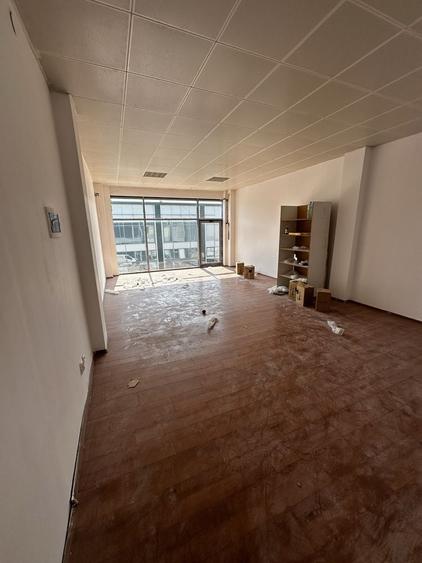 Spațiu comercial, de 86 mp, în Voluntari
